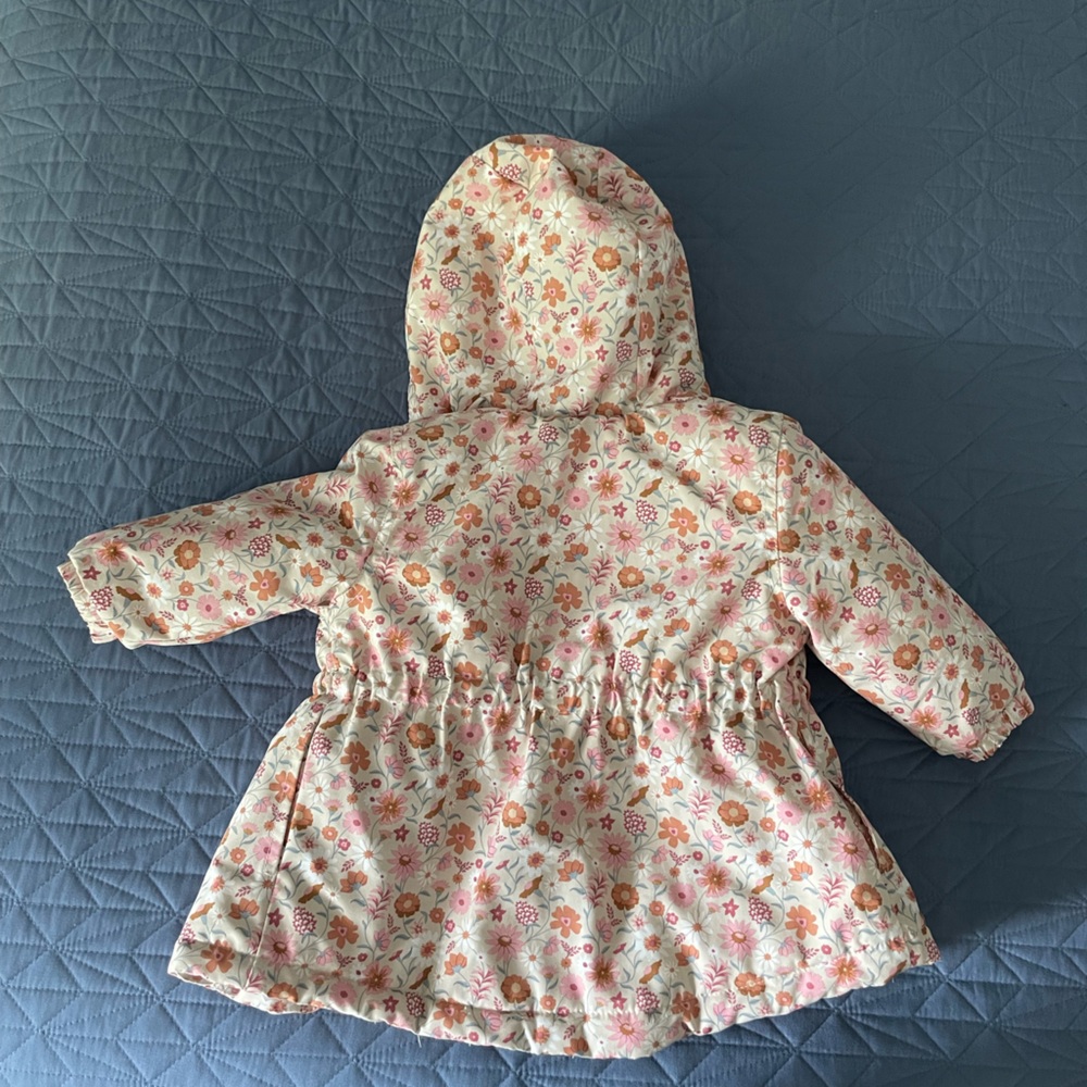 Kids Winter Jacket Size 1 - Picture 4 of 4